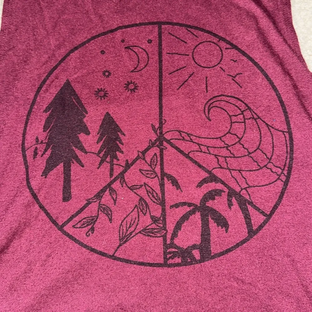 Peace & Nature Tank Top Red Size L - Image 2