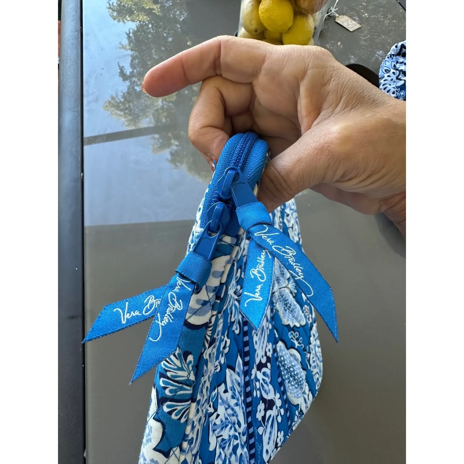 Vera Bradley blue lagoon Quilted Blue Tablet Laptop Sleeve Case 17" zip around - Image 2