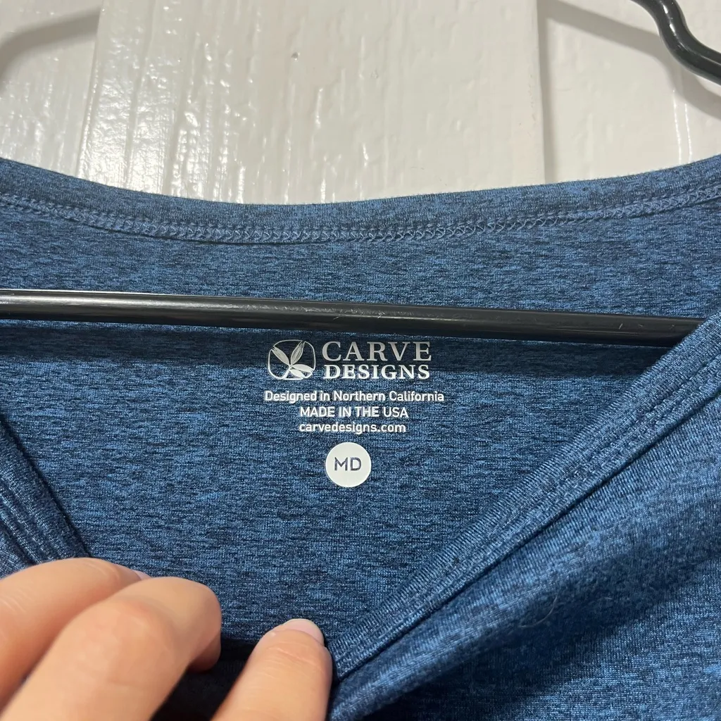 Carve Designs Mini Performance Long sleeve Space Dye blue dress size medium - Image 4