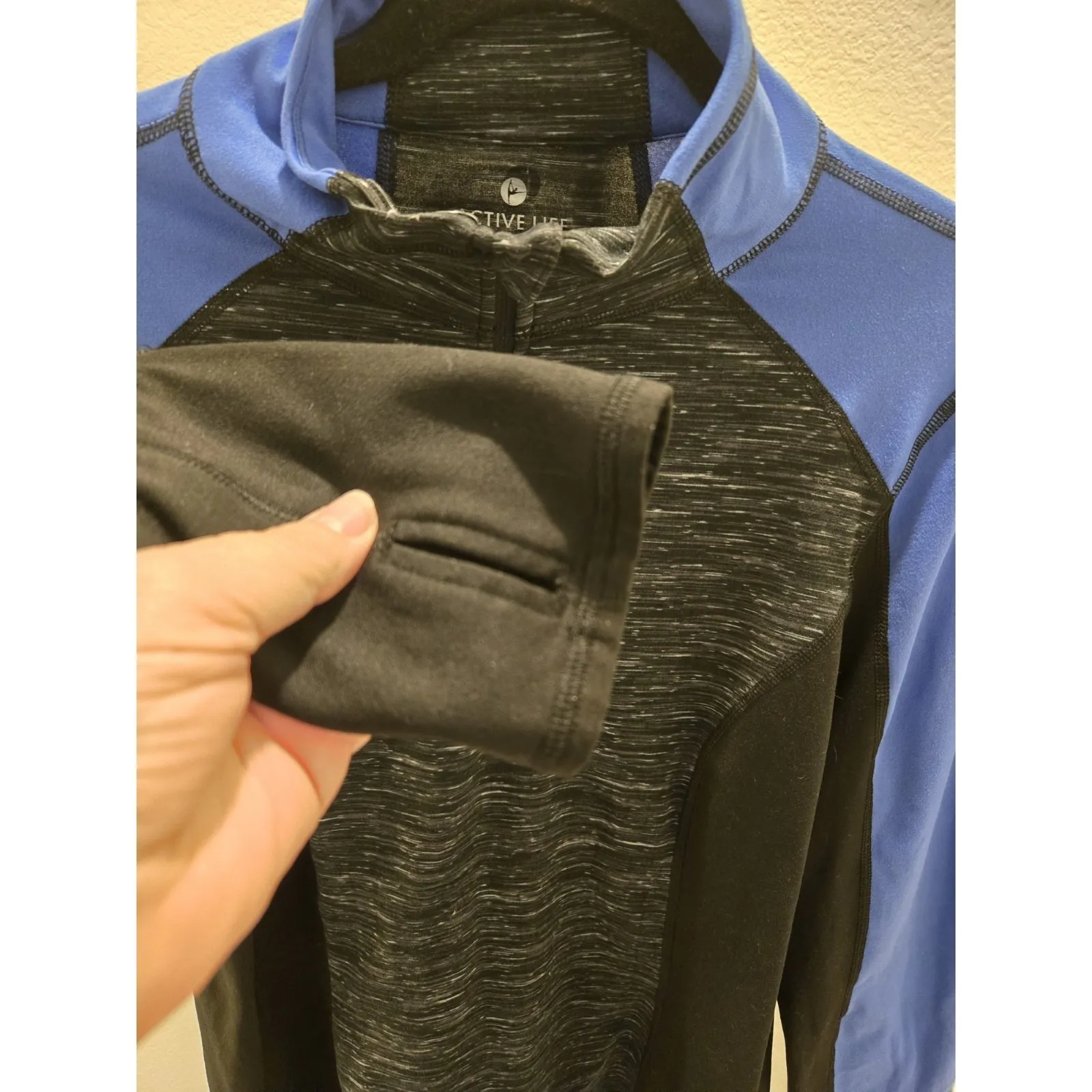 Active Life 90 Degree Reflex Womens L Quarter-Zip Athletic Pullover Blue & Black - Image 4