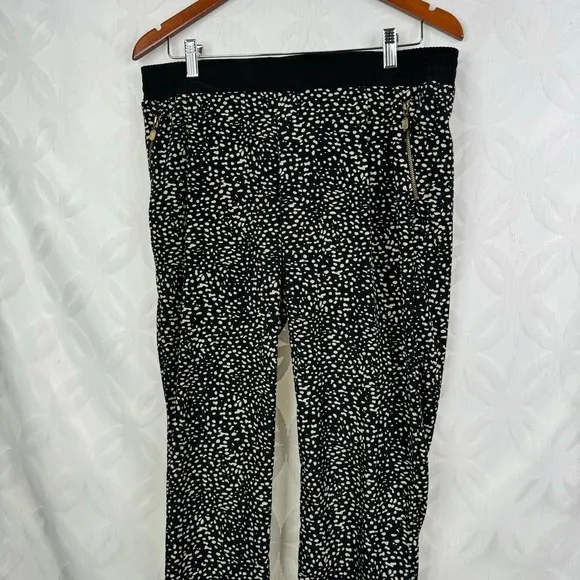 KUT from the Kloth Black White Dotted‎ Print Relaxed Fit Pants Women's Size 6 - Image 5