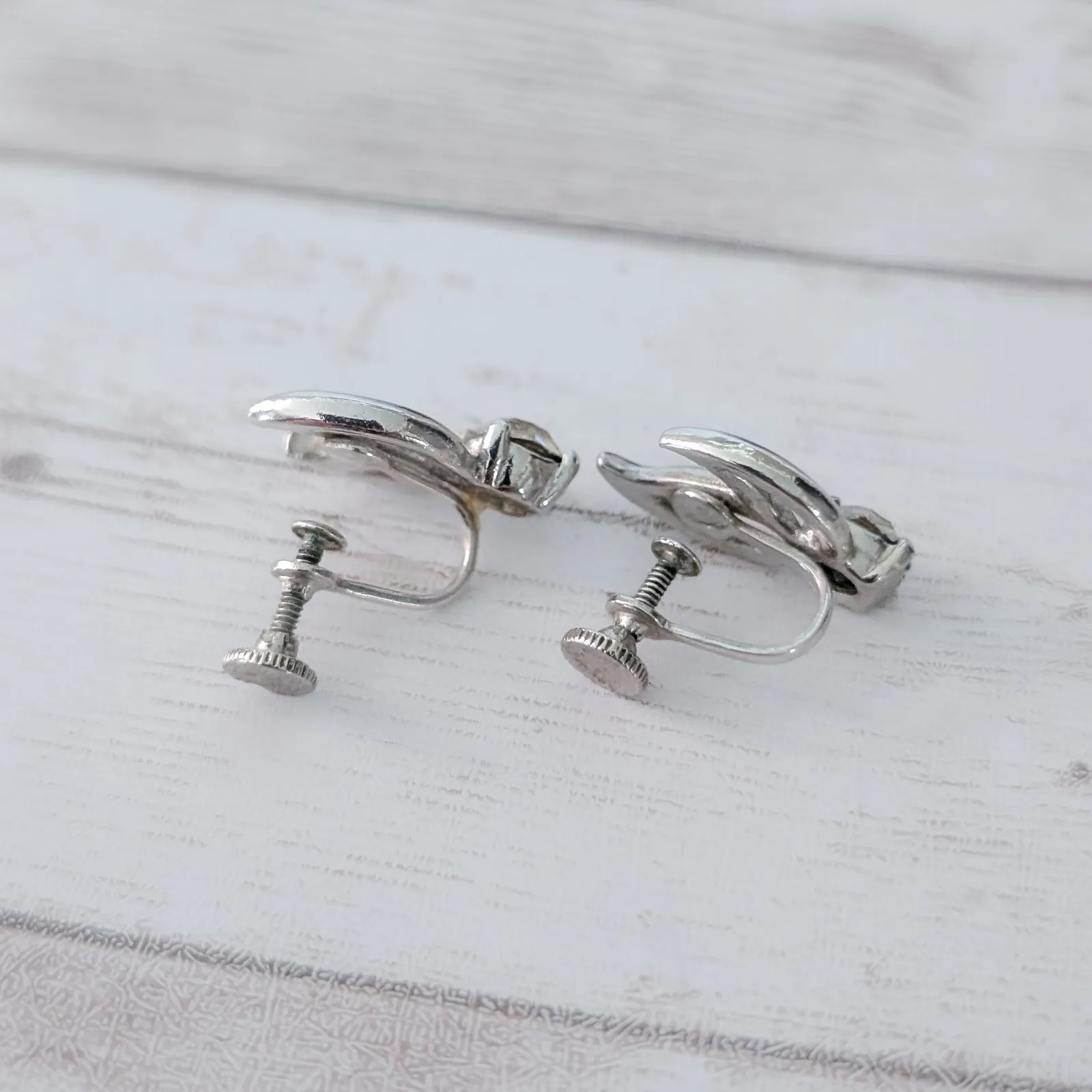 Vintage Screw Back Earrings Silver Tone with Clear Gem 0.75" - Image 6