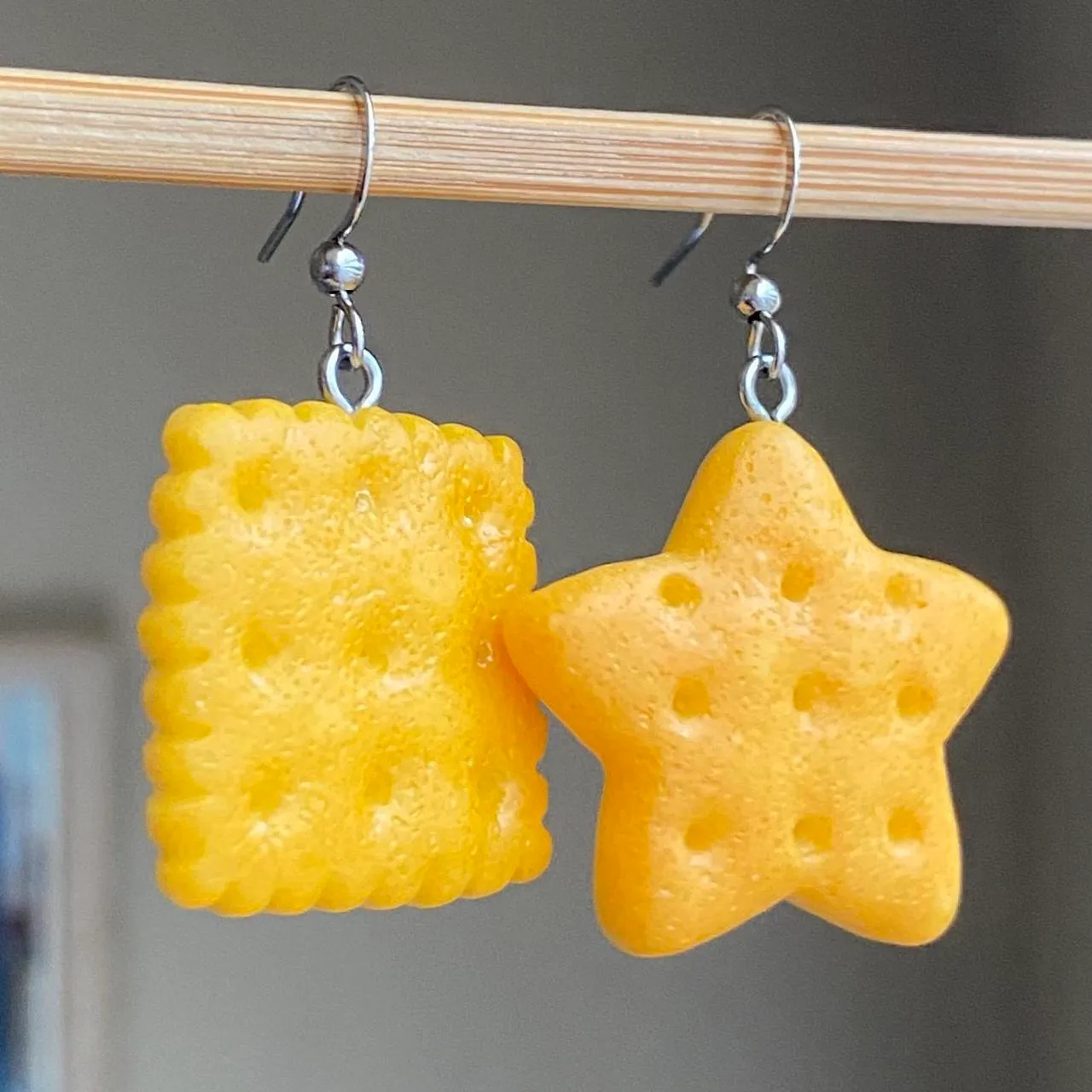 Kawaii harajuku y2k style biscuit earrings🩷 - Image 3