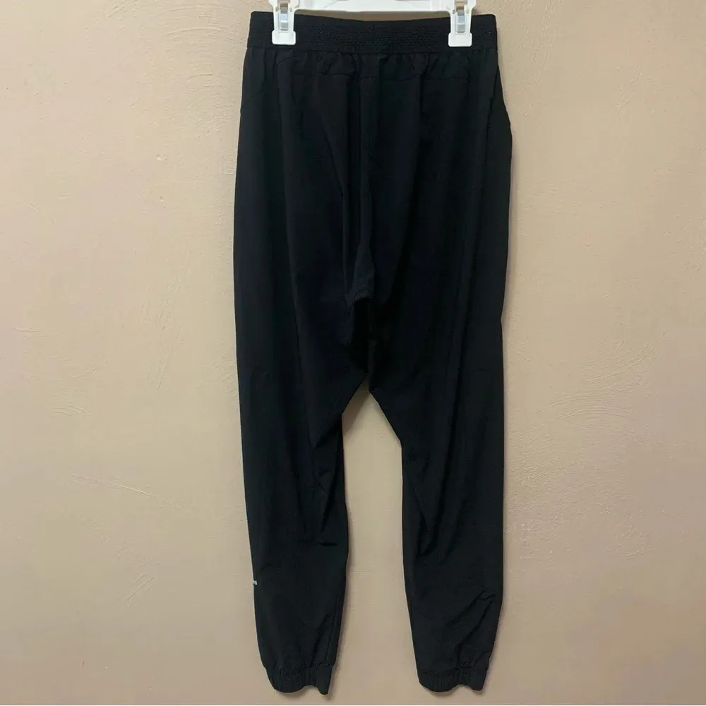 Alphalete Women's Infinity Studio Pant in Black - Image 11