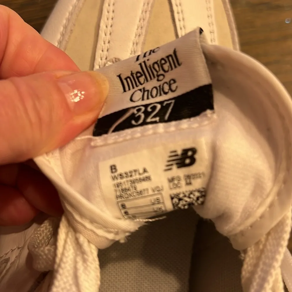 New Balance 327 - Image 5