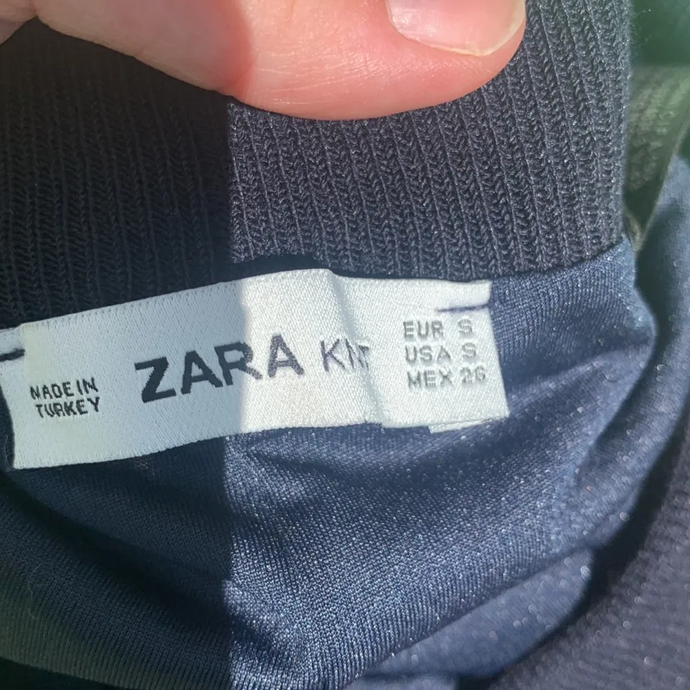 Zara Knit Navy & Peach/Orange Crochet Wide Leg Stretchy Pants Size M - Image 2