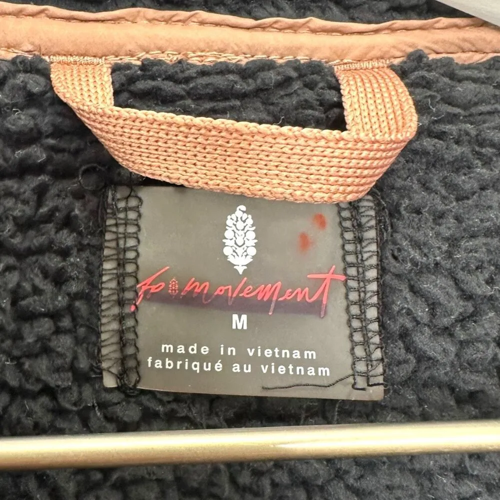 Free People  Movement Courtside Fleece Full Zip Jacket Size Medium - Image 2