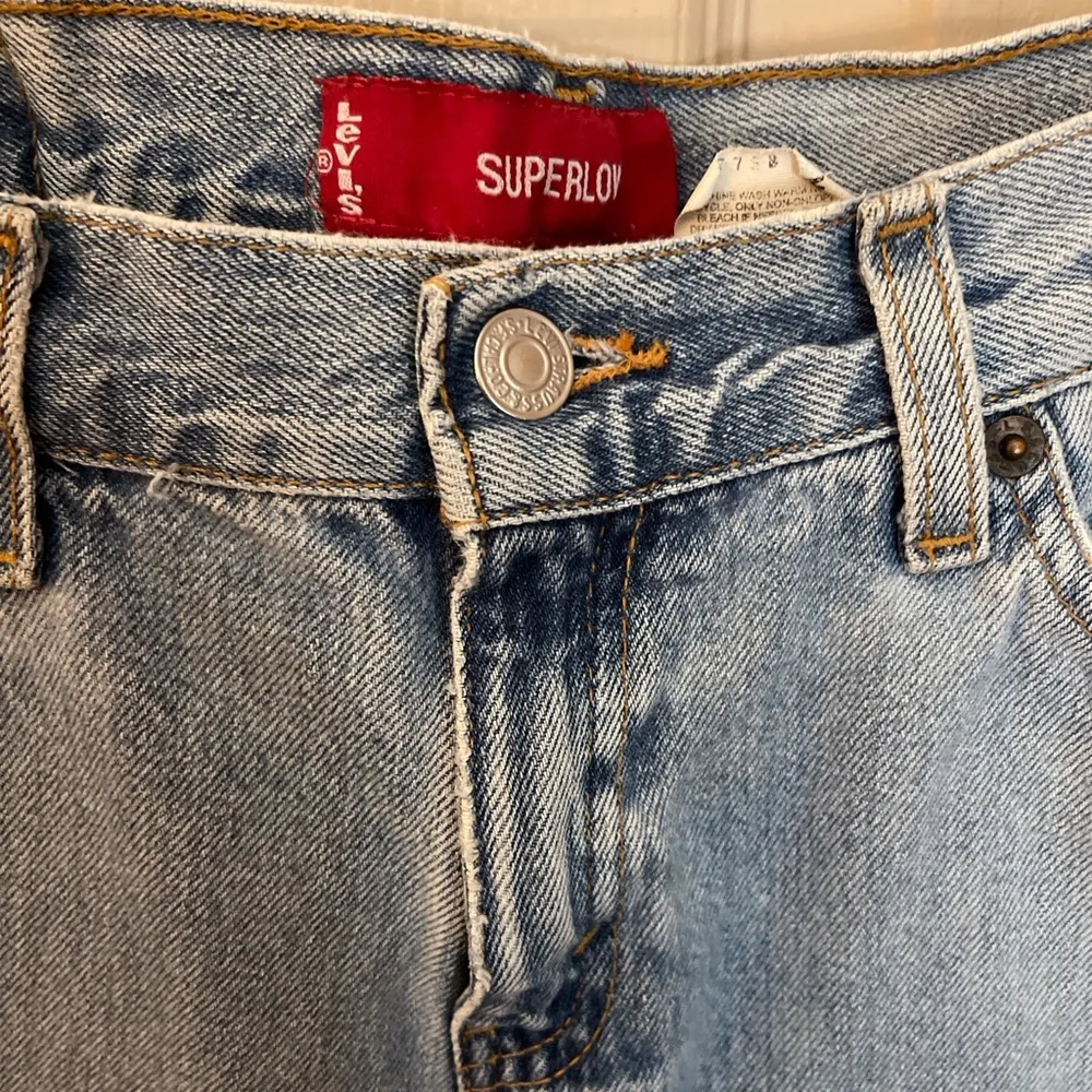 Levi’s Superlow Slim Junior vintage 507 jeans from 2002 - made in Mexico. Sz 7. - Image 2