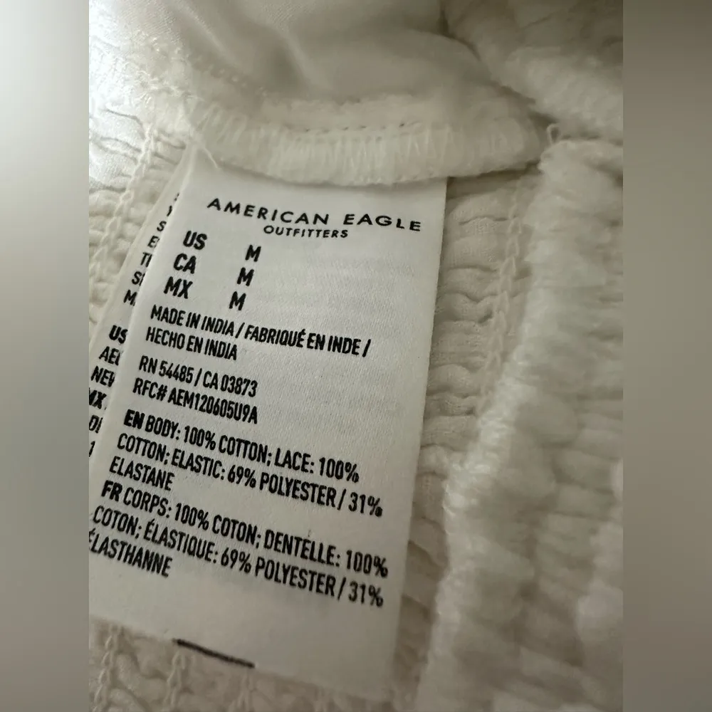 American Eagle White Lace Trimmed Women's Top size M white color - Image 3