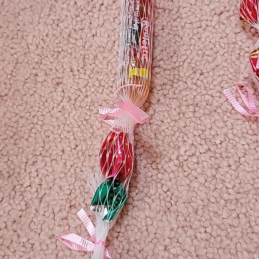🌈 Graduation Leis, 3 Pink - Image 2