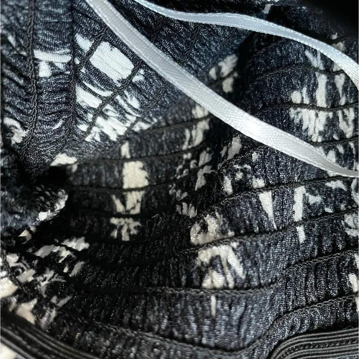 Olivaceous Smocked Button Detail Wide Leg Blue Print Jumpsuit Small - Image 7