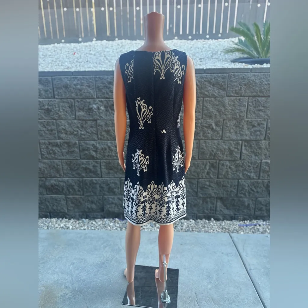 New York &‎ Company Stretch Floral A-Line Dress Woman's Size M - Image 3