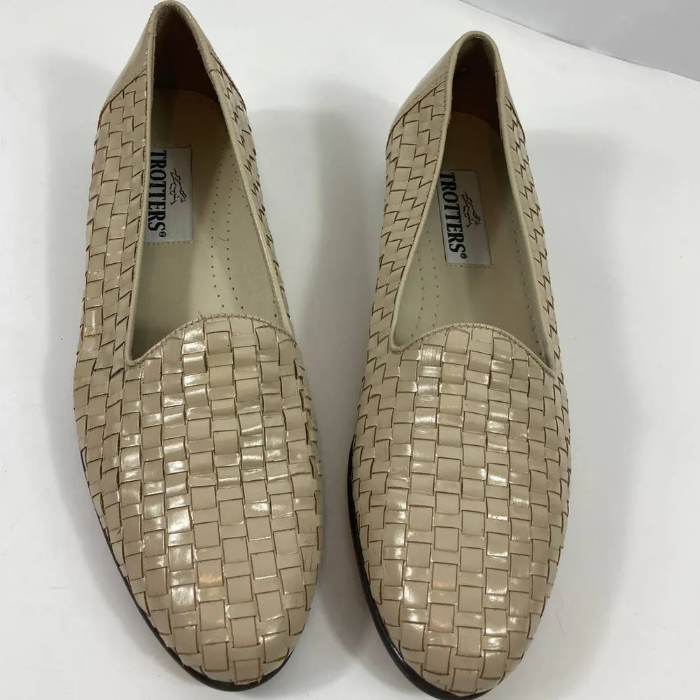 Trotters Liz Woven Flats in bone beige size 11N - Image 2