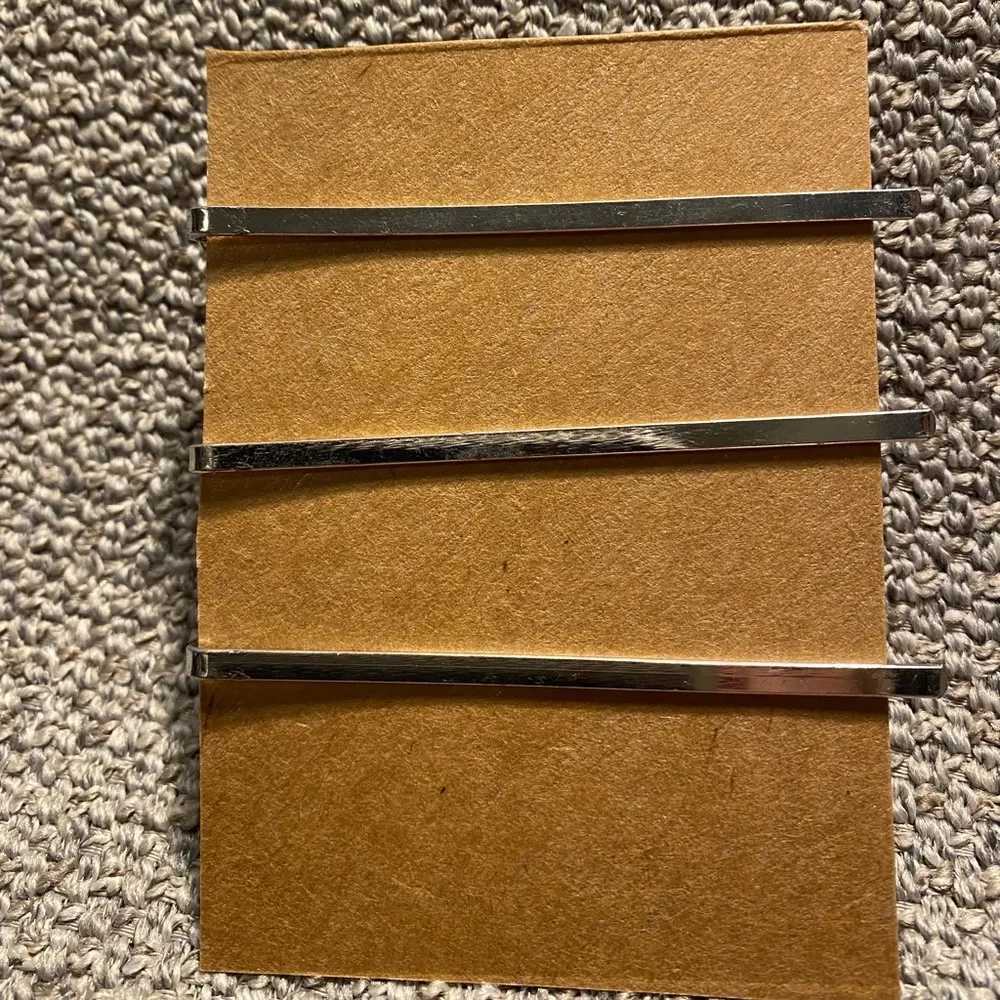 Hair Clip Set - Image 3