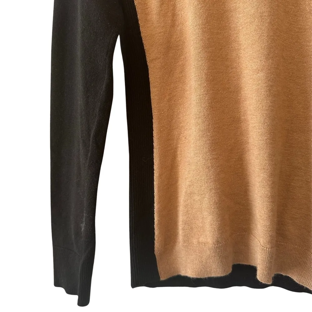 The Limited Soft Rayon Blend Black/Tan Colorblock Turtleneck Pullover Sweater - Image 5