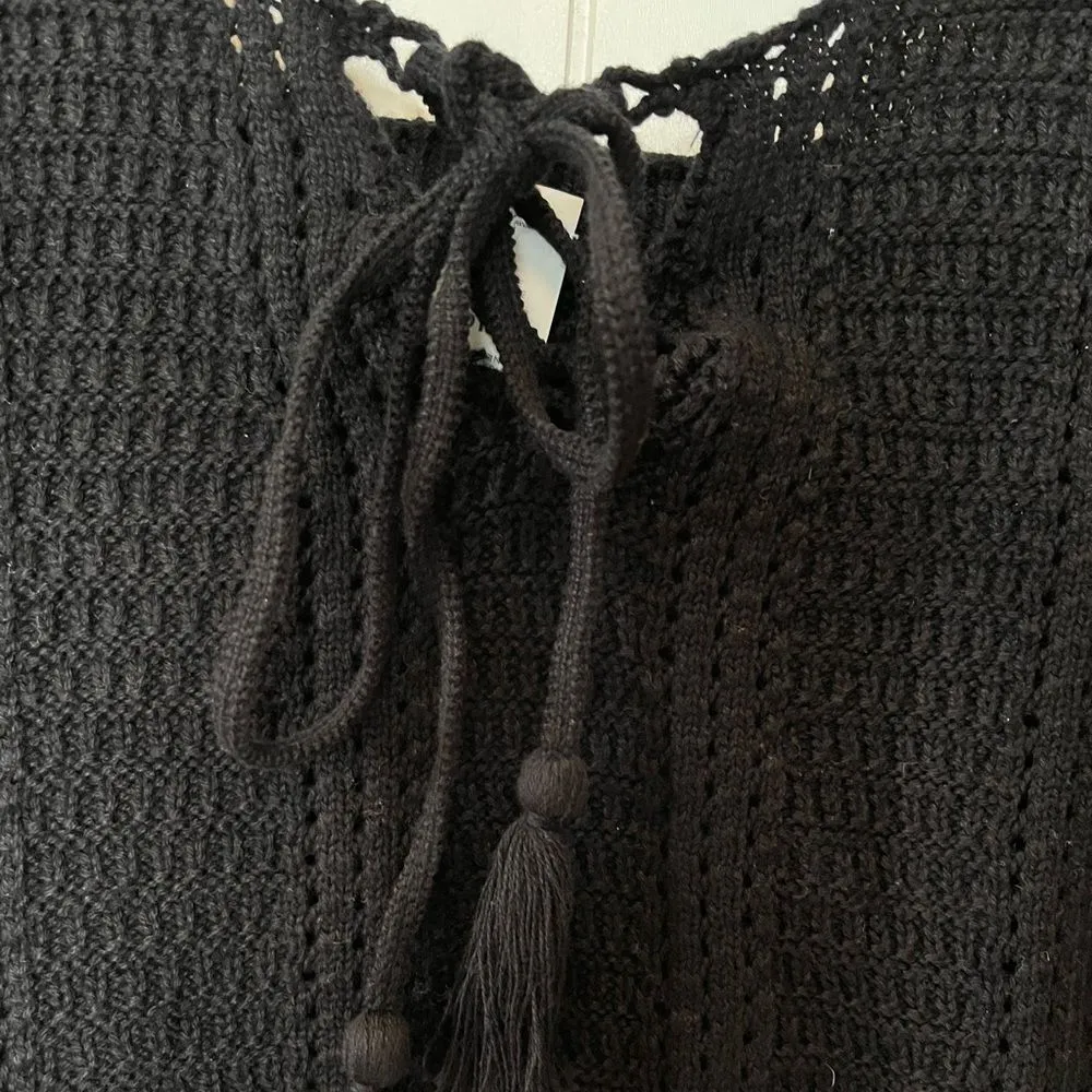 NWT Old Navy Black Crochet tie front sweater tank top size xsmall - Image 3