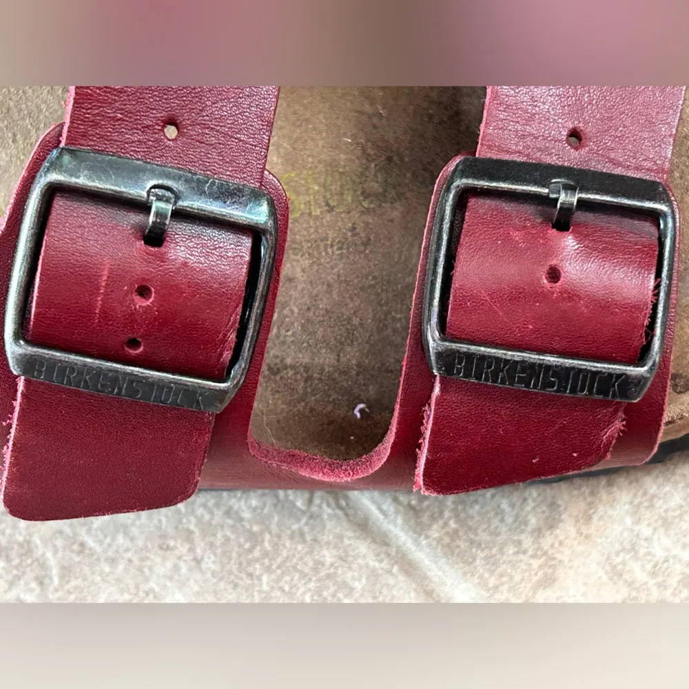 Women’s “Arizona” Birkenstocks sandals. Sz 38 - Image 2