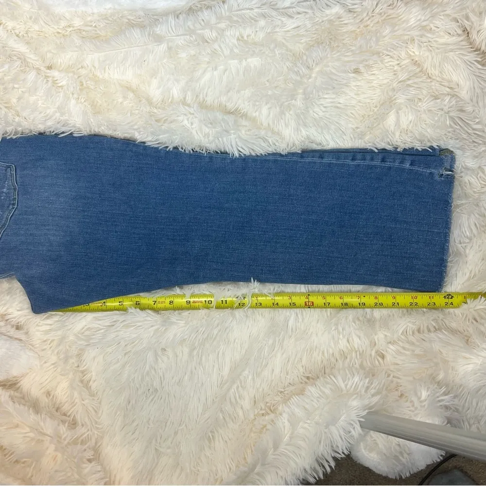 Frame le crop mini boot stagger raw hem crop bootcut jeans - Image 5