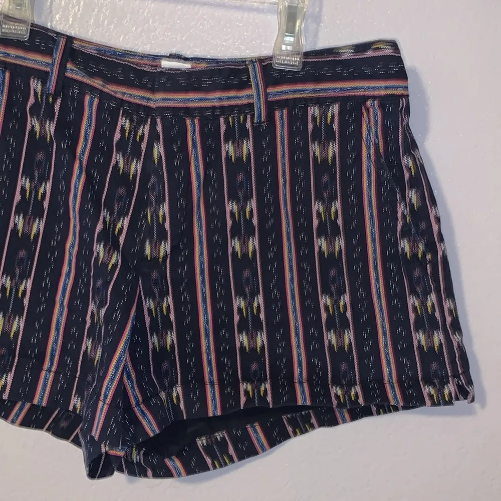 Gap  City Short Size 10 Aztec Shorts - Image 3