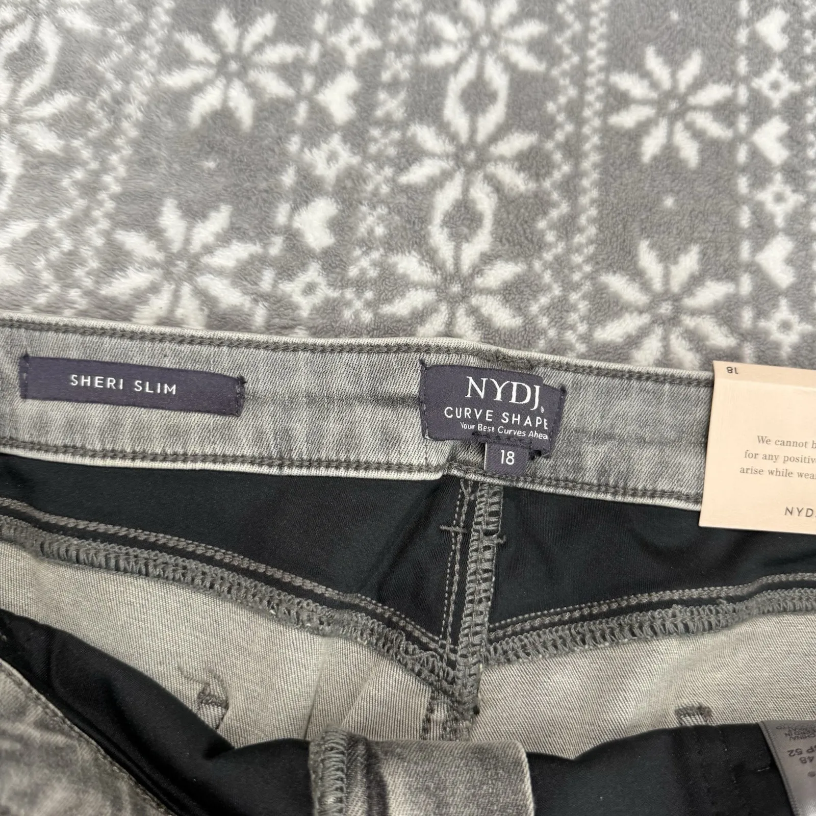 NWT NYDJ Sheri Slim Ankle Curve Shaper Islandpine‎ Gray Size 18 Inseam 27" - Image 7