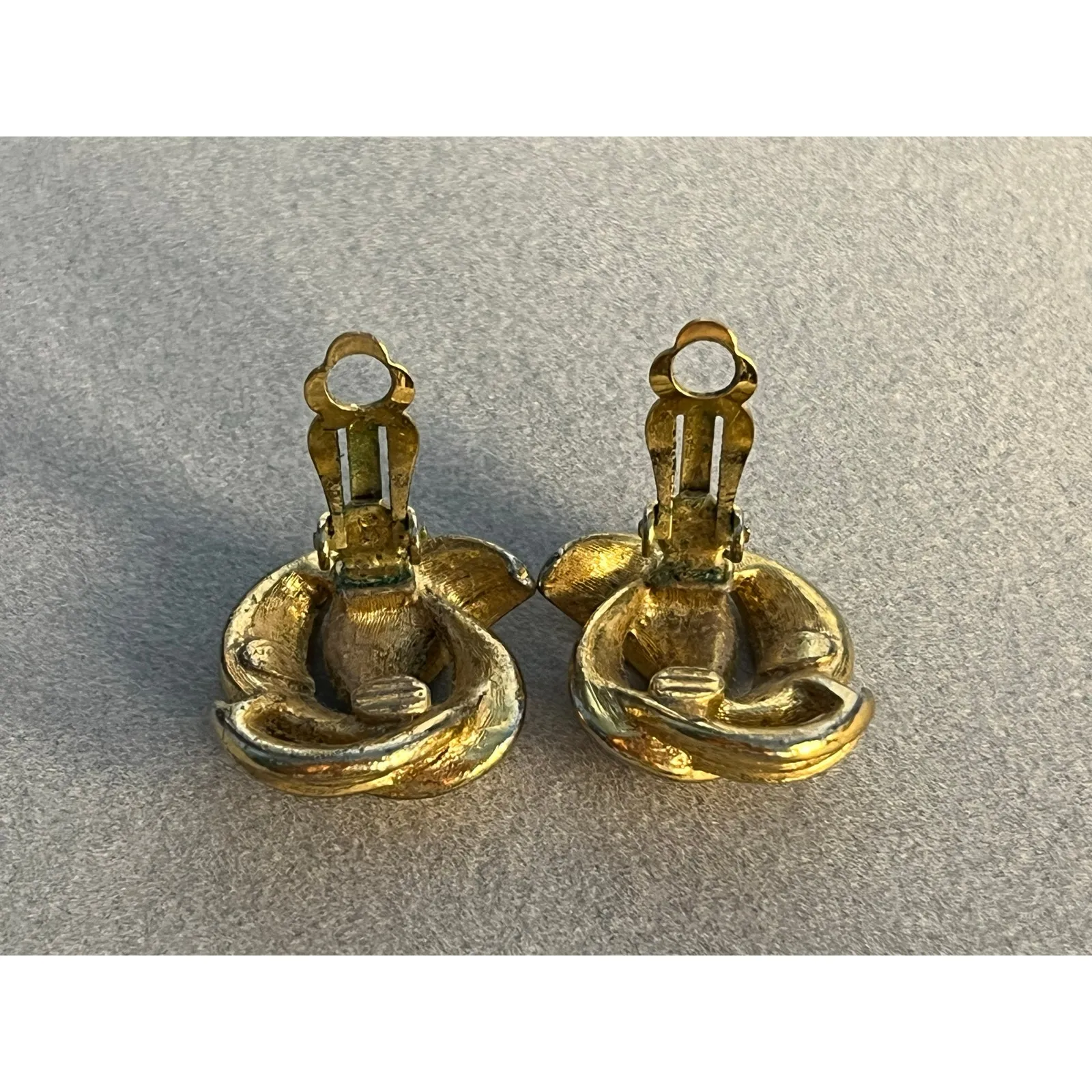 VTG Givenchy Clip On Earrings Gold Tone Swirl Glam Regency Signed - Image 5