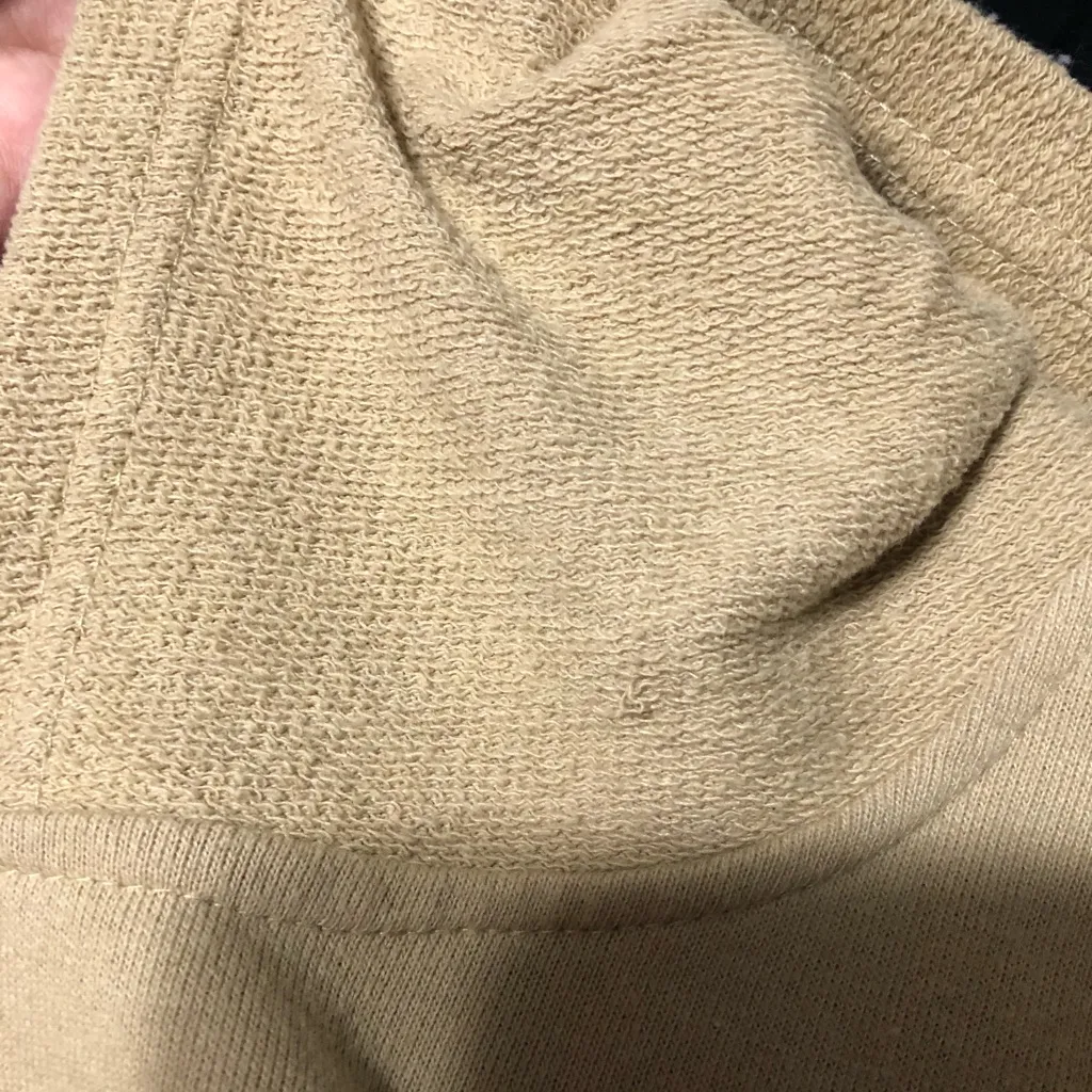 Seven7 tan color hoodie sweatshirt textured pocket and hood, women’s size XL - Image 9