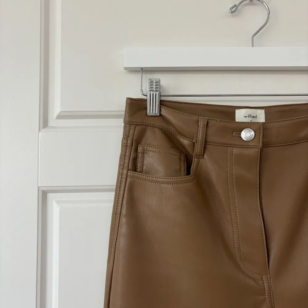 Wilfred Aritzia MELINA PANTS Constant Camel Vegan Leather - Image 7
