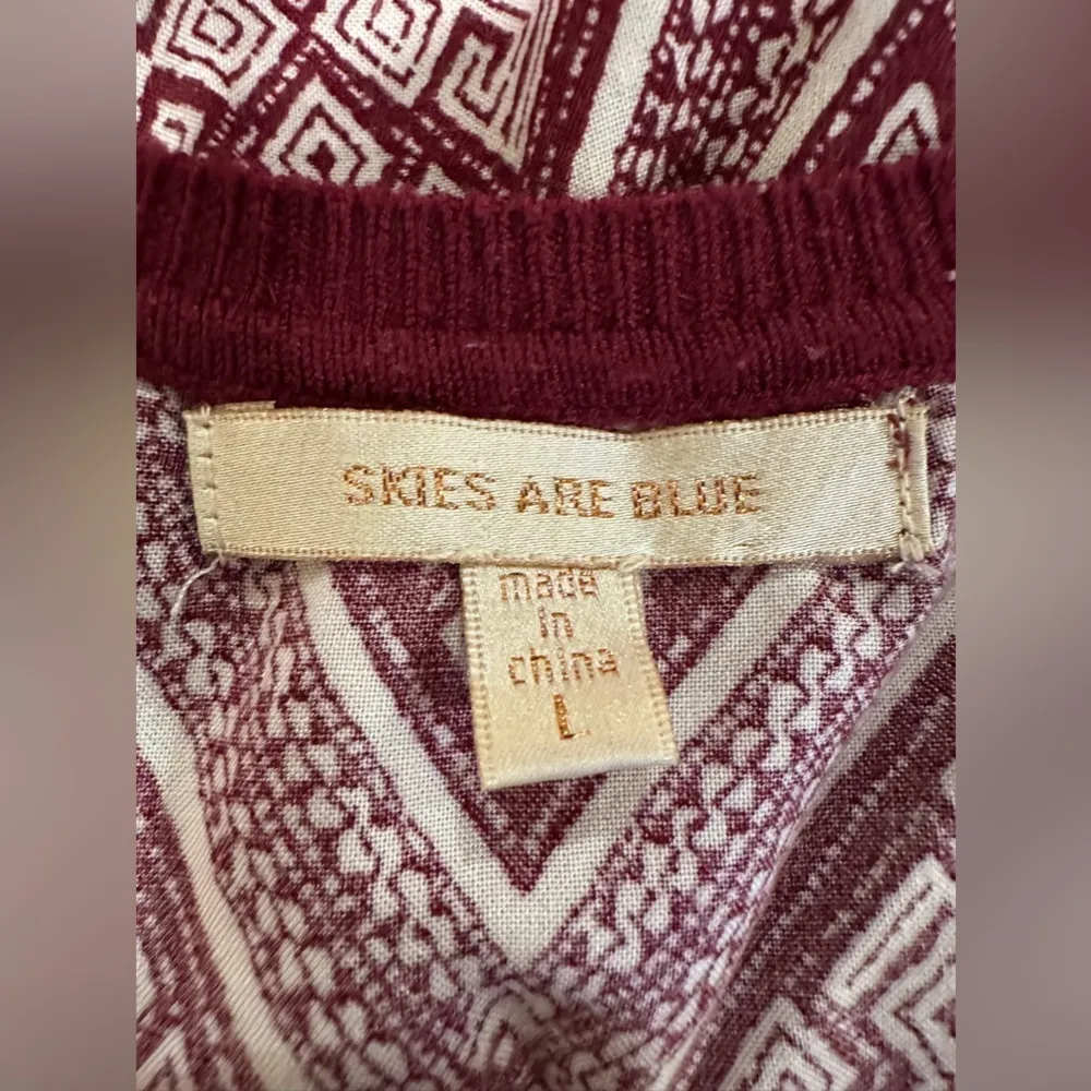 EUC Skies are Blue Top Womens Large Maroon Bandana Mixed Print Boho Popover Knit - Image 5