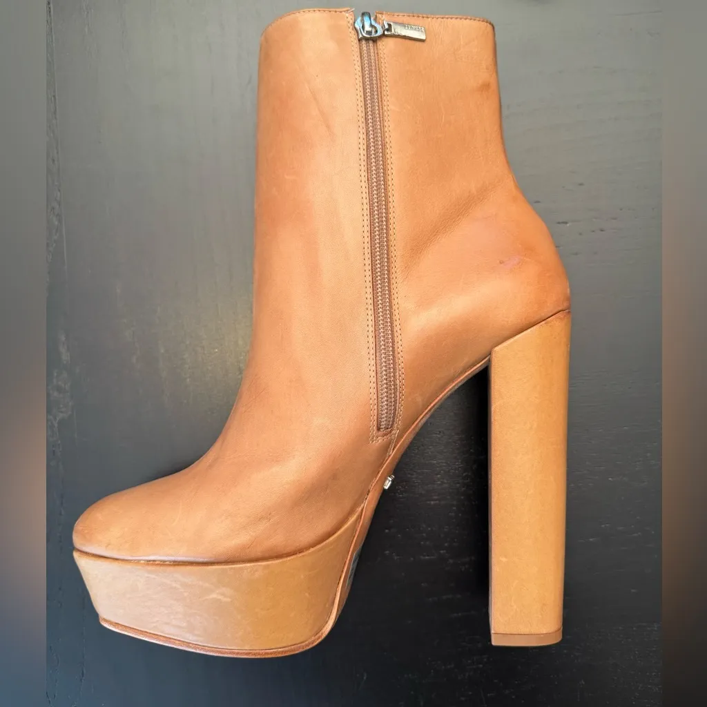 SCHUTZ Camel Leather Platform Heeled Boots - Image 4
