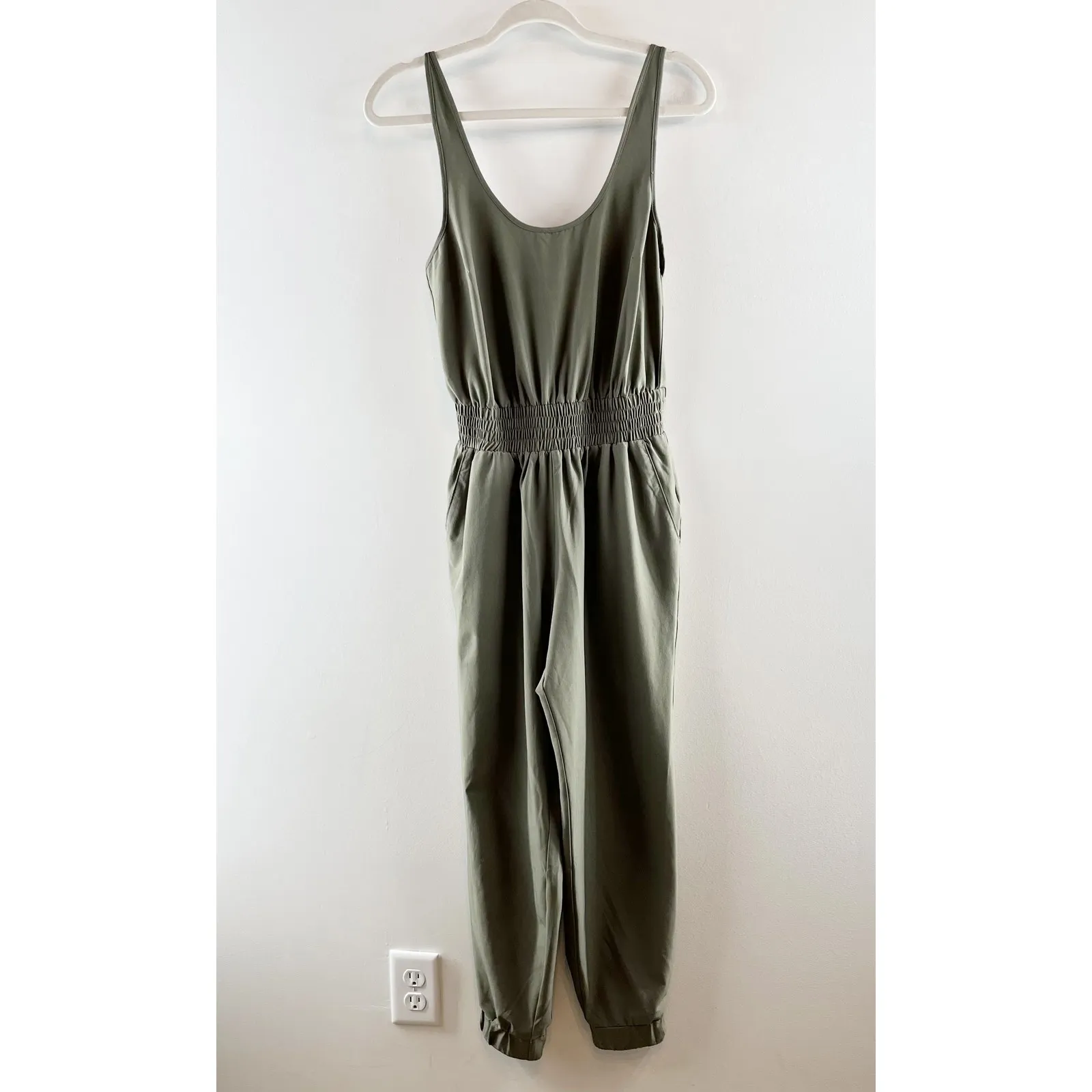 Abercrombie & Fitch  Traveler Sleeveless Jogger Jumpsuit Olive Green XS Petite - Image 2