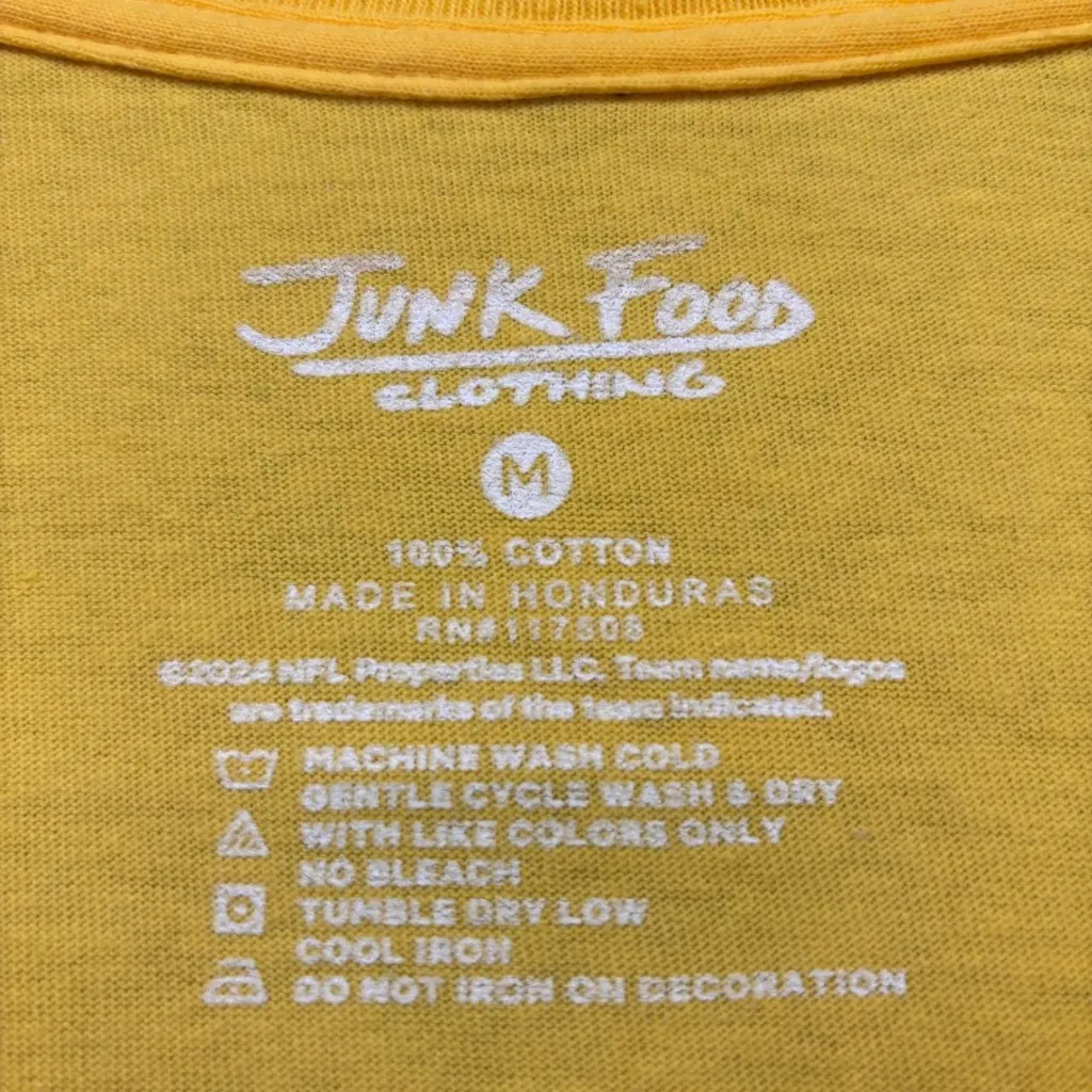 NFL Franchise AFC North Pittsburgh Steelers T-Shirt Size Medium - Image 4