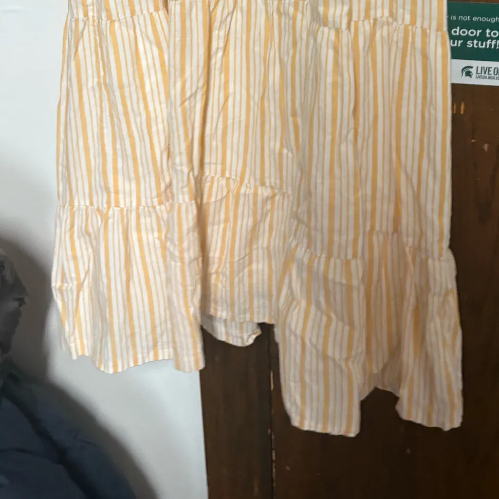 Madewell Striped Button-Back Tiered Midi bohemian summer Dress Yellow size 6 - Image 11