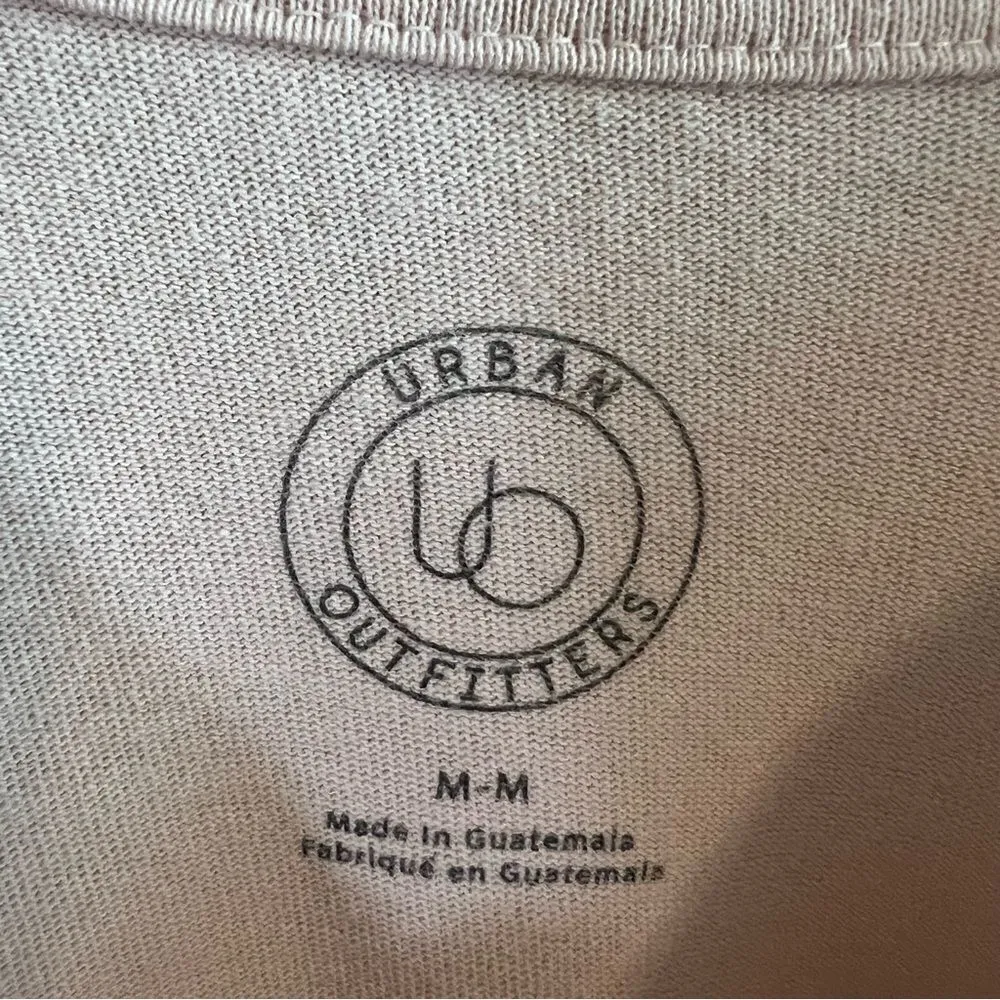 ✨ Urban Outfitters Light Pink Cropped Shirt Medium - Image 5