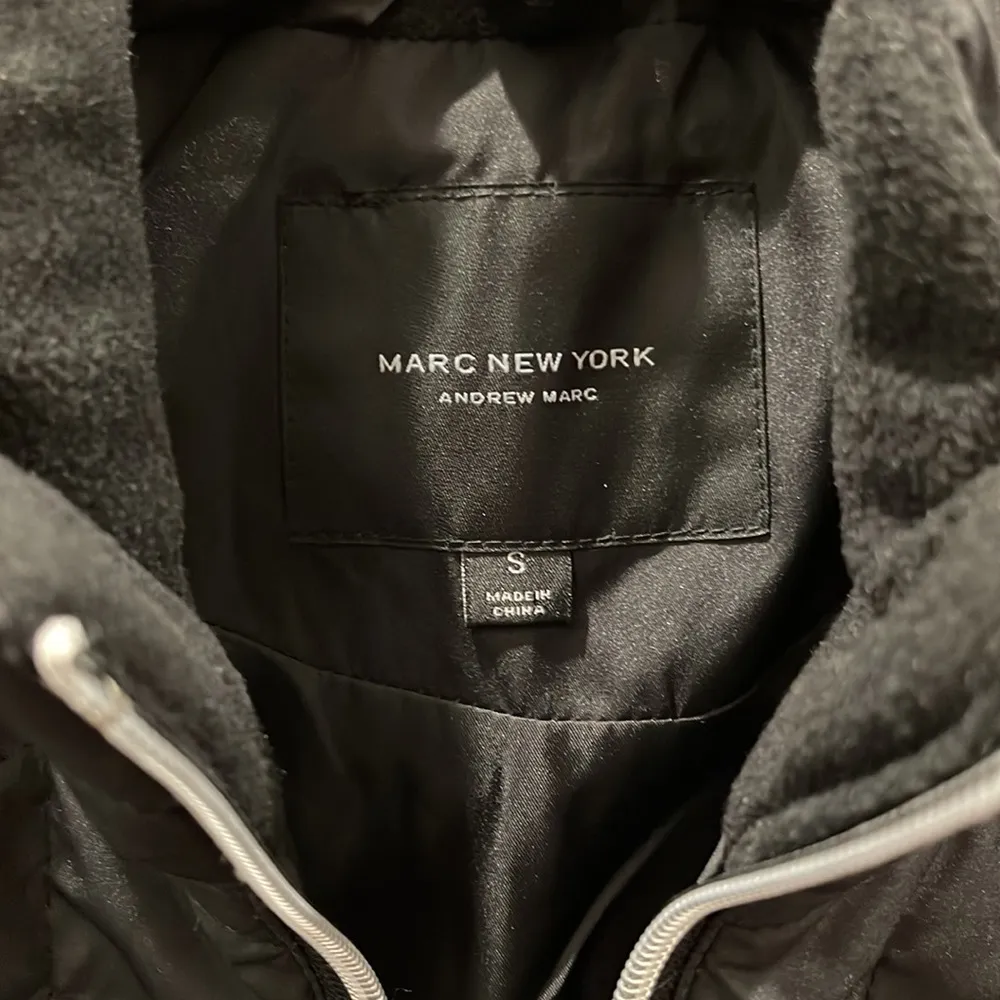 Marc New York black puffer vest size small - Image 5