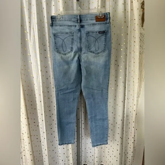Calvin Klein Light Wash High Rise Skinny Denim Jeans Casual Essential 10 - Image 3