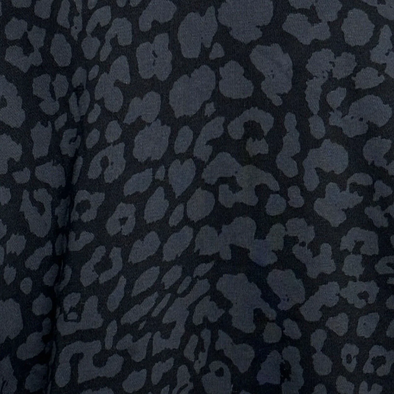 Nike Shirt Womens Small Gray Black Cheetah‎ Print Get Fit Sweatshirt Crop Jumper - Image 7