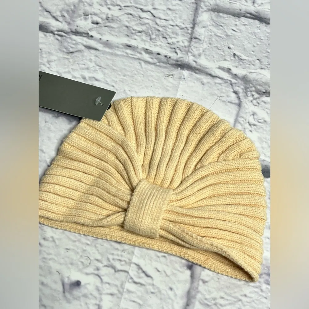 Nordstrom rack women’s knit hat new one size - Image 2