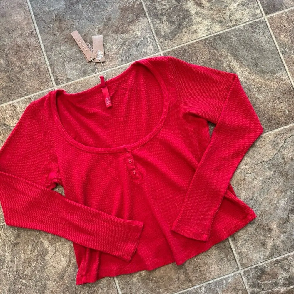 Skims Waffle Long Sleeve Henley Cranberry Size 2X - Image 5