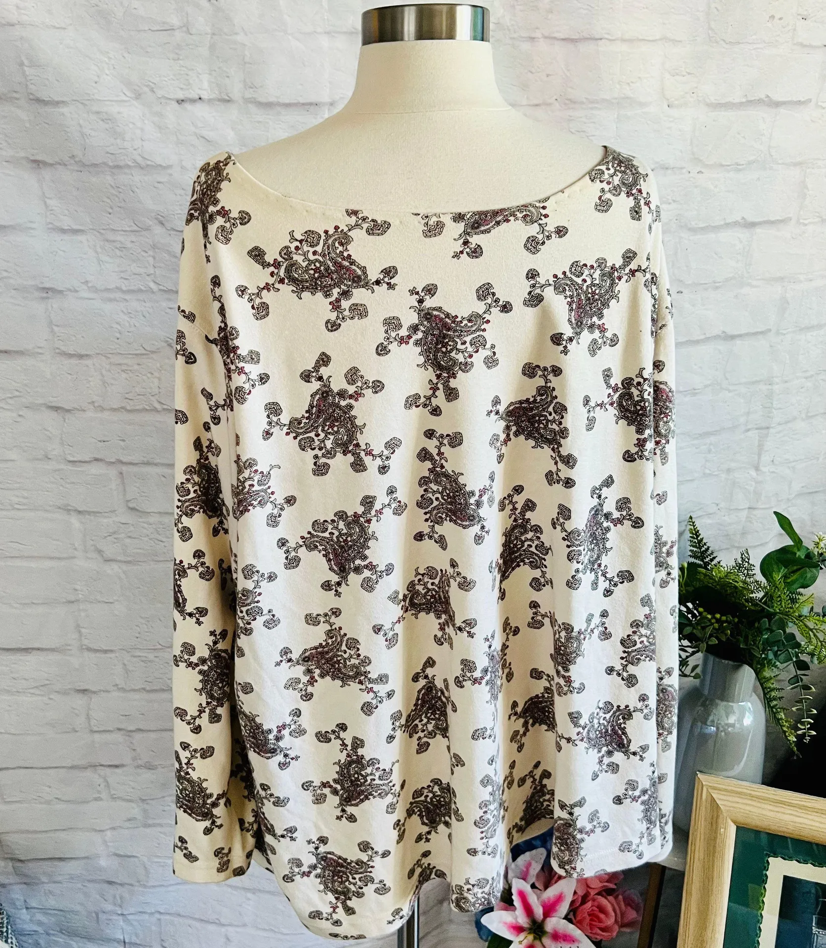 Cream Paisley Blouse Multiple Size 4X - Image 8