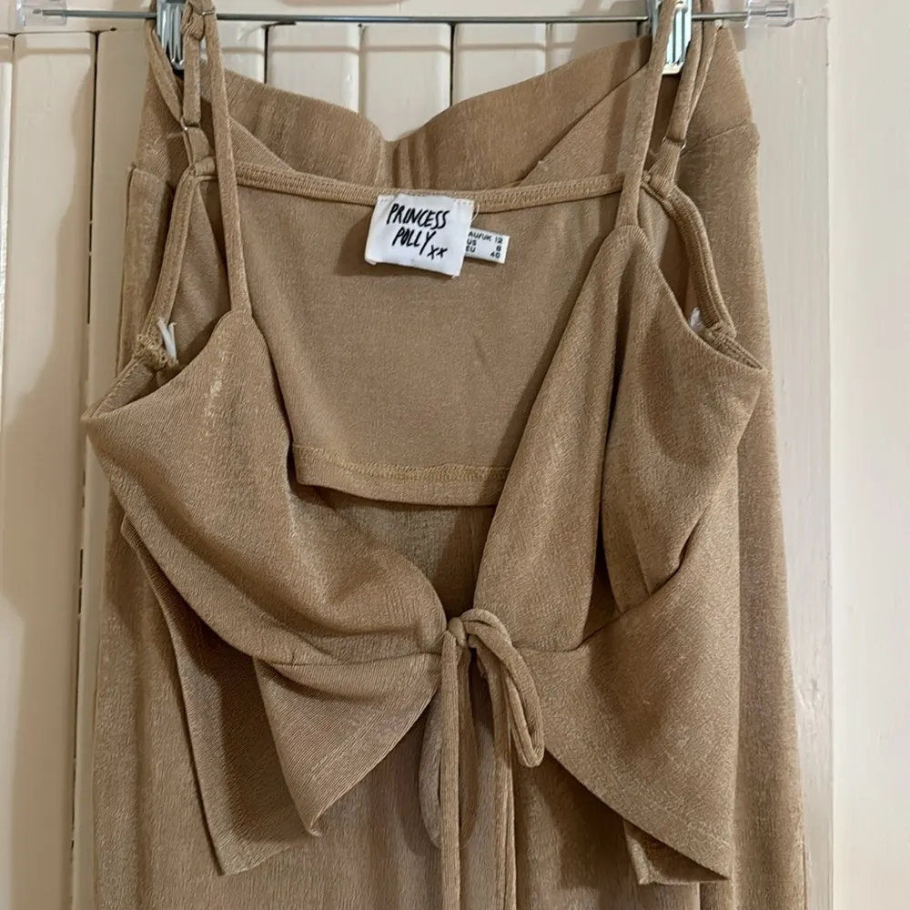 Tina Set Beige Size 8 (Top&Bottom sold as a set) - Image 3