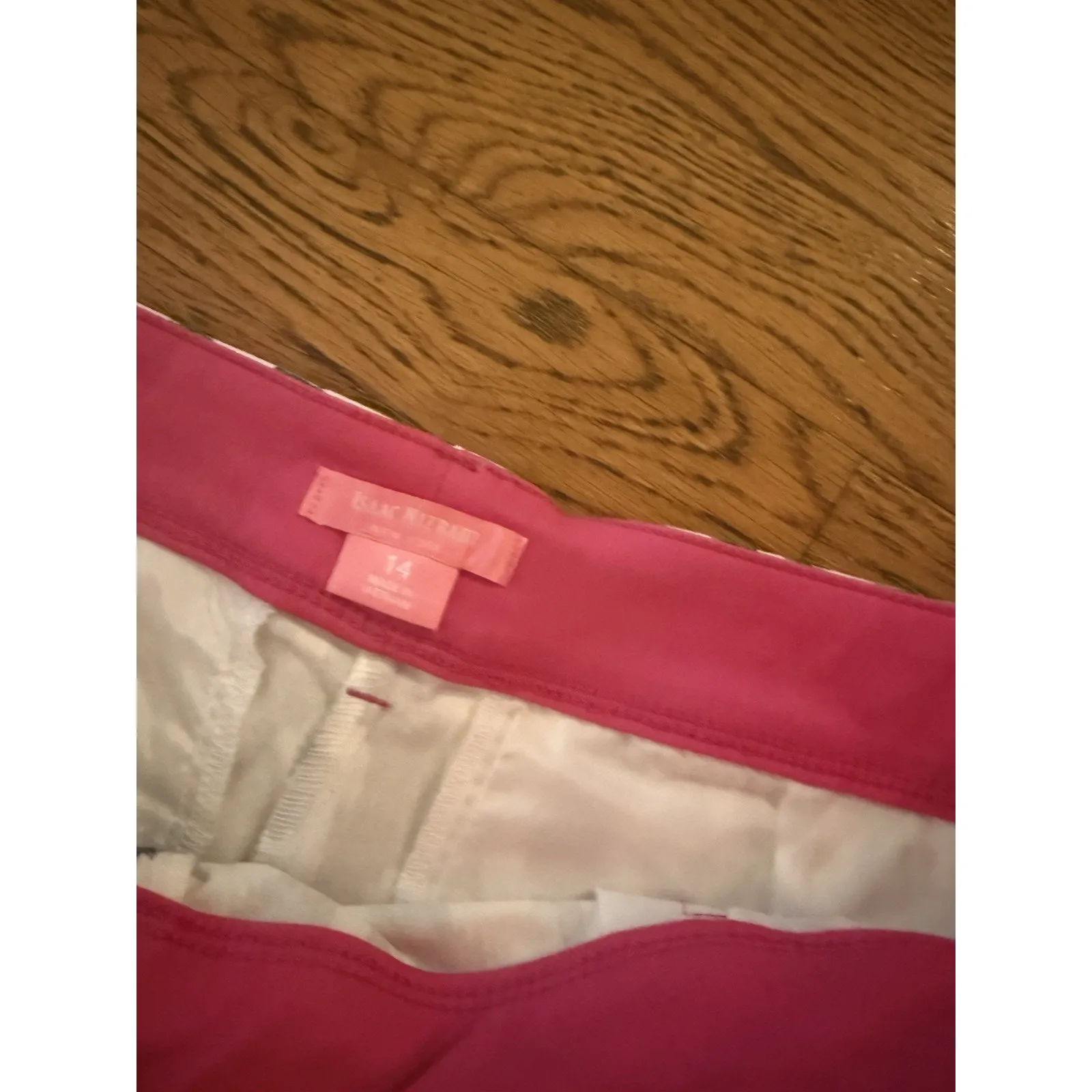 Isaac‎ Mizrahi New York Tailored Short Dotty Print NWT Women's Size 14 - Image 3