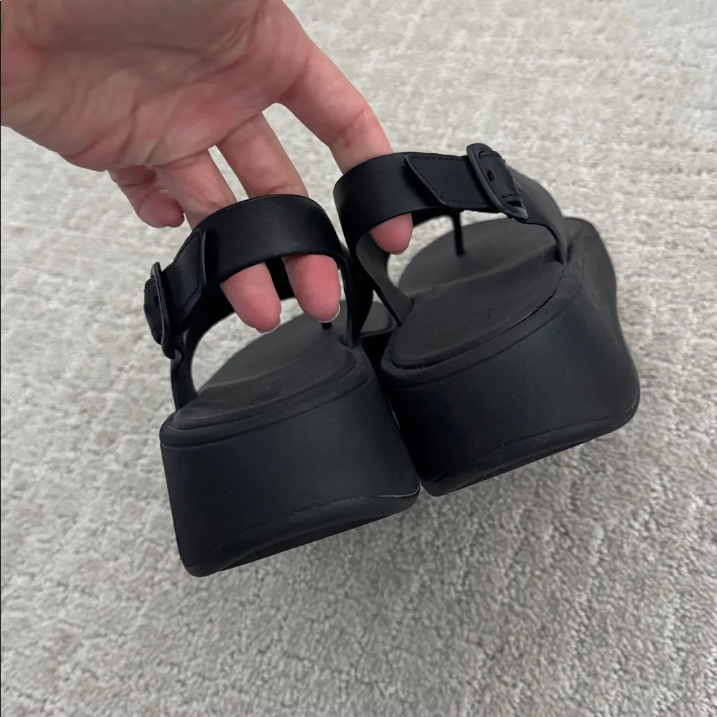 FitFlop EUC  F-Mode Leather Flatform Toe-Post back strap Sandals black platform - Image 9