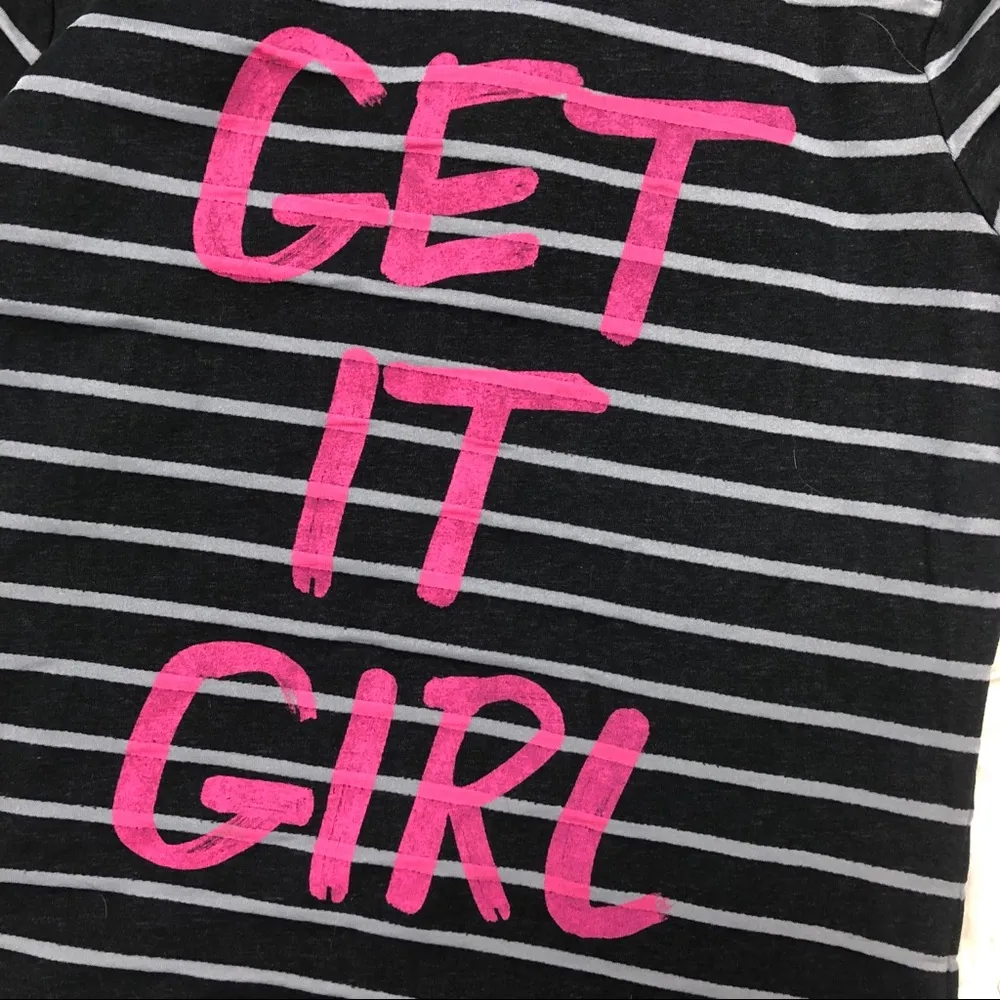 Nike striped get it girl standard fit shirt large - Image 2