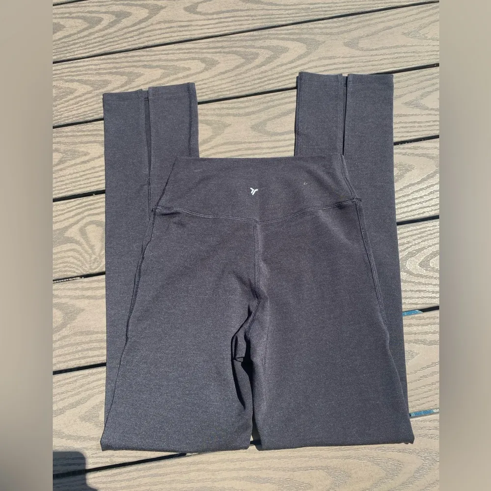 Old Navy Active power chill grey flare extra high rise flare leggings small - Image 4