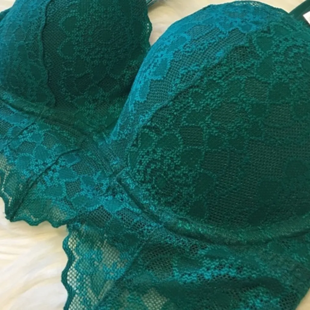 Victoria’s Secret PINK Lace Tropical Teal Push-up
Bralette - Image 8