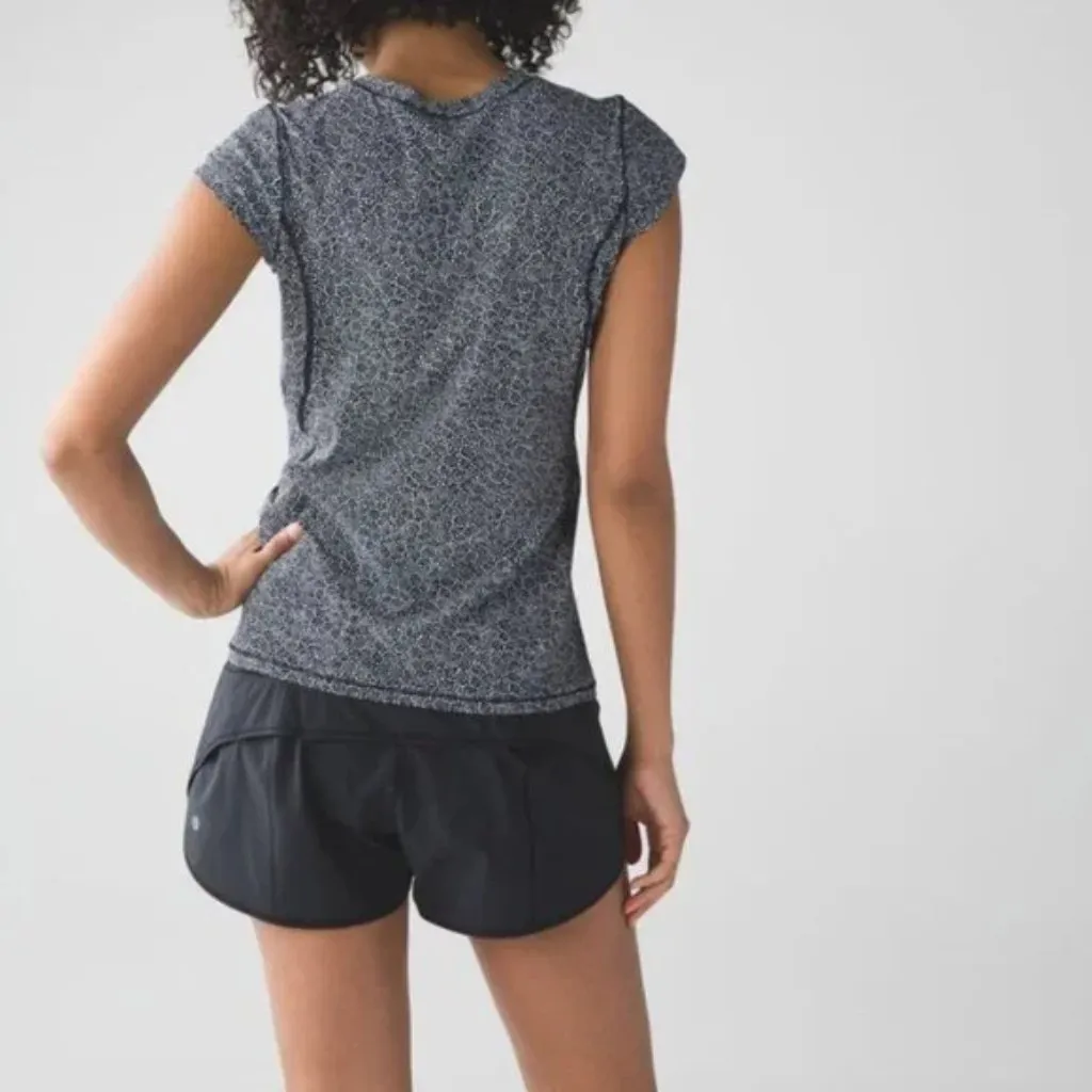 Lululemon Sunaway Runaway Freckle Flower Black White Short Sleeve Tee - Image 2