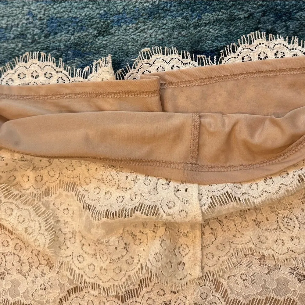 Rose & Olive Cream Lace High-Low Blouse M Boho Coquette Romantic Sheer Layers - Image 6