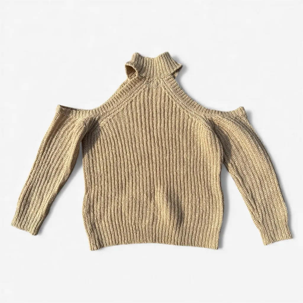 MAJORELLE Estrid Cold Shoulder Sweater Size XS - Image 5