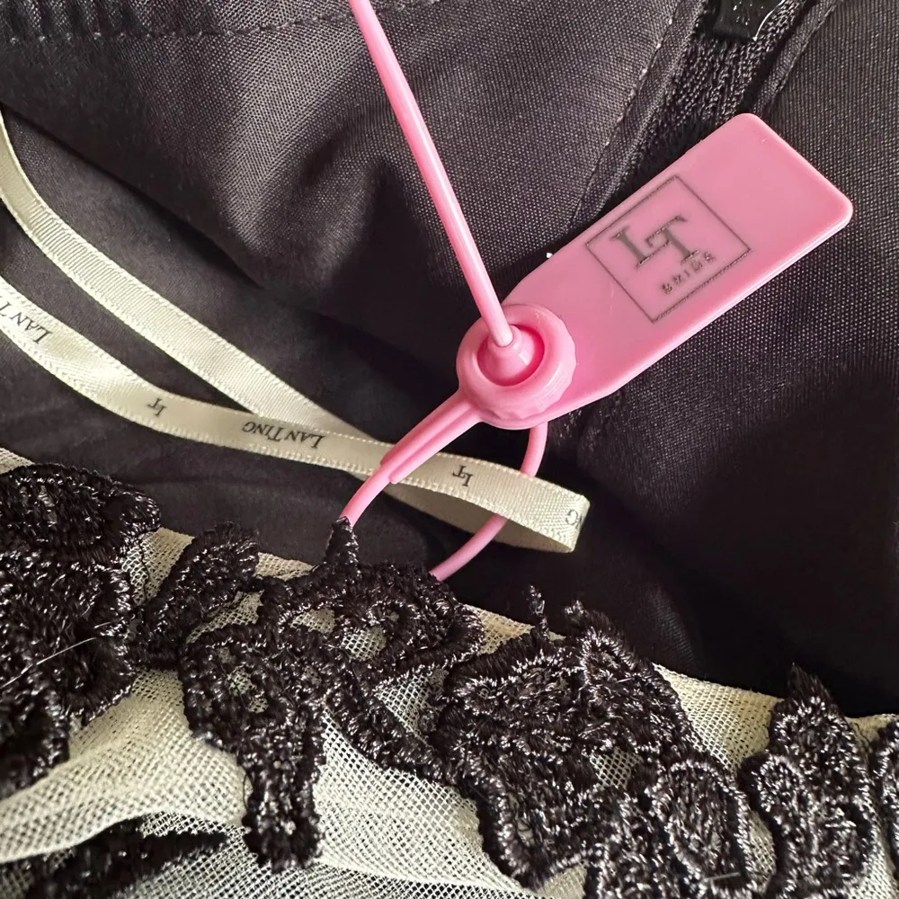 NWT LanTing Bridal Black Cream Mesh Lace Dress Formal Wedding Goth Demure Witchy Size 10 - Image 9