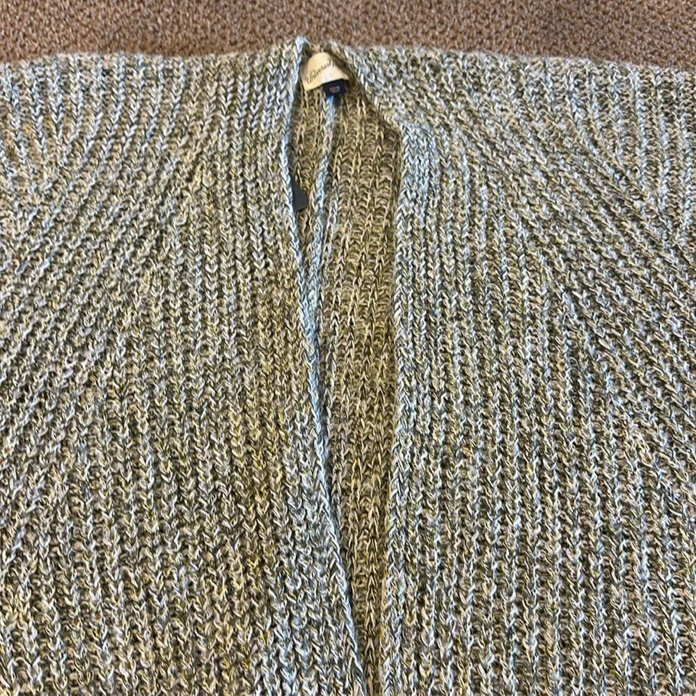 Universal Threads Women’s Short-sleeve Grey & White Open Cardigan- One Size - Image 2